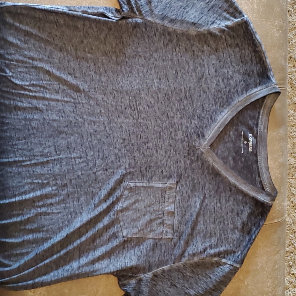 Men's XL vneck
